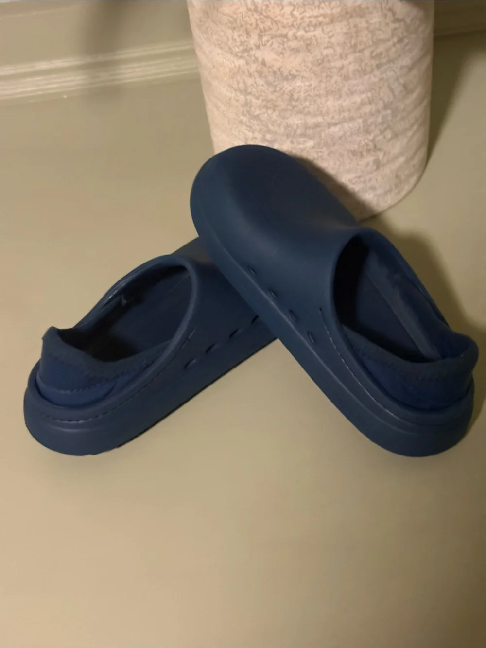 Cat & Jack Kids Rowan Slip-On Clog Shoes Navy Blue